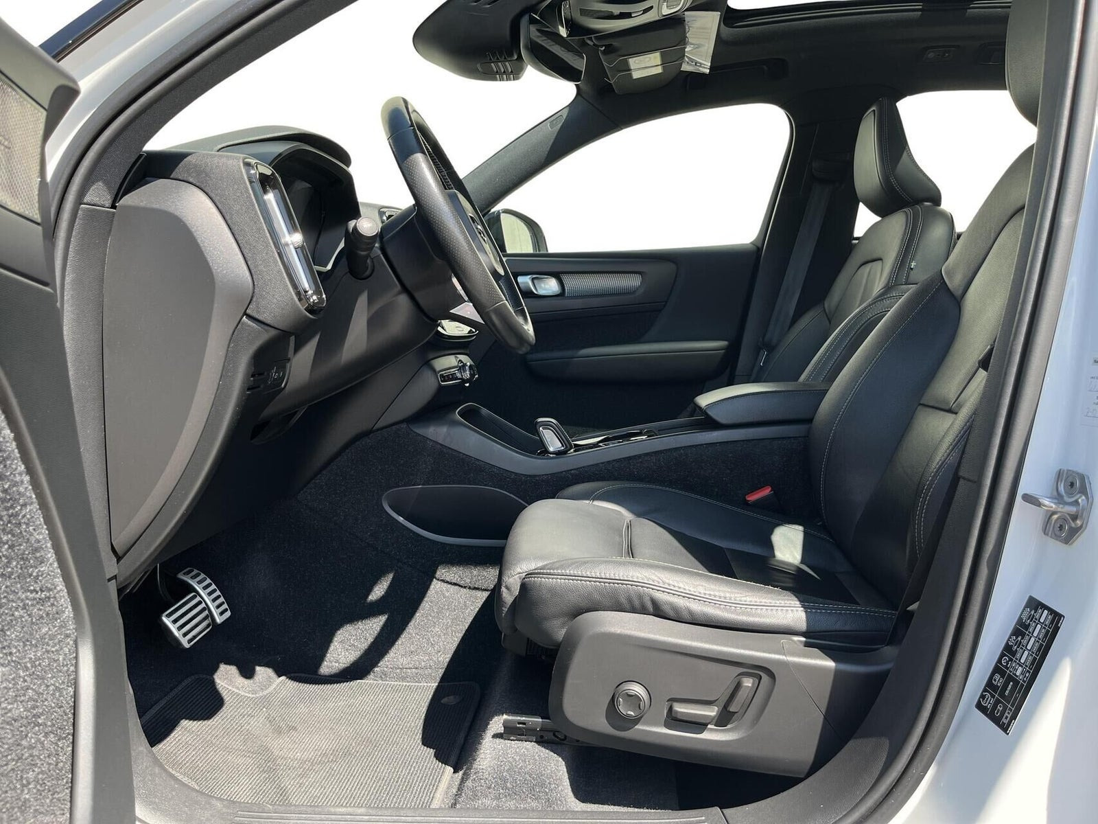Hvid Volvo XC40 fra 2020