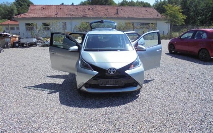 Toyota Aygo 1,0 VVT-i x-pression