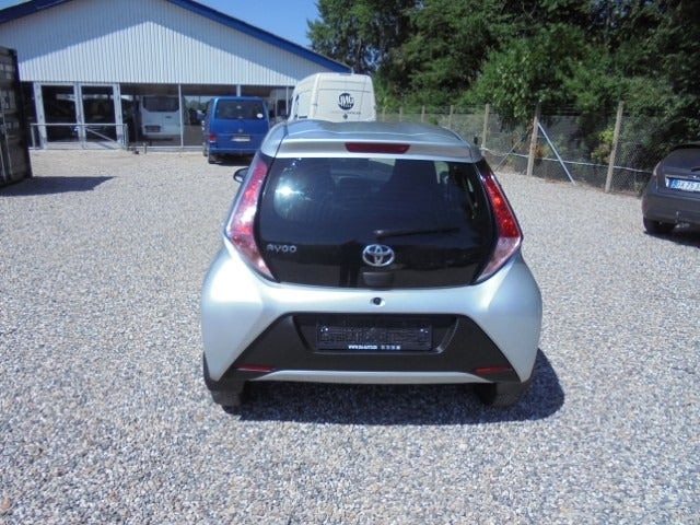 Sølv Toyota Aygo fra 2018