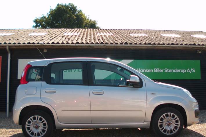 Sølv Fiat Panda fra 2019