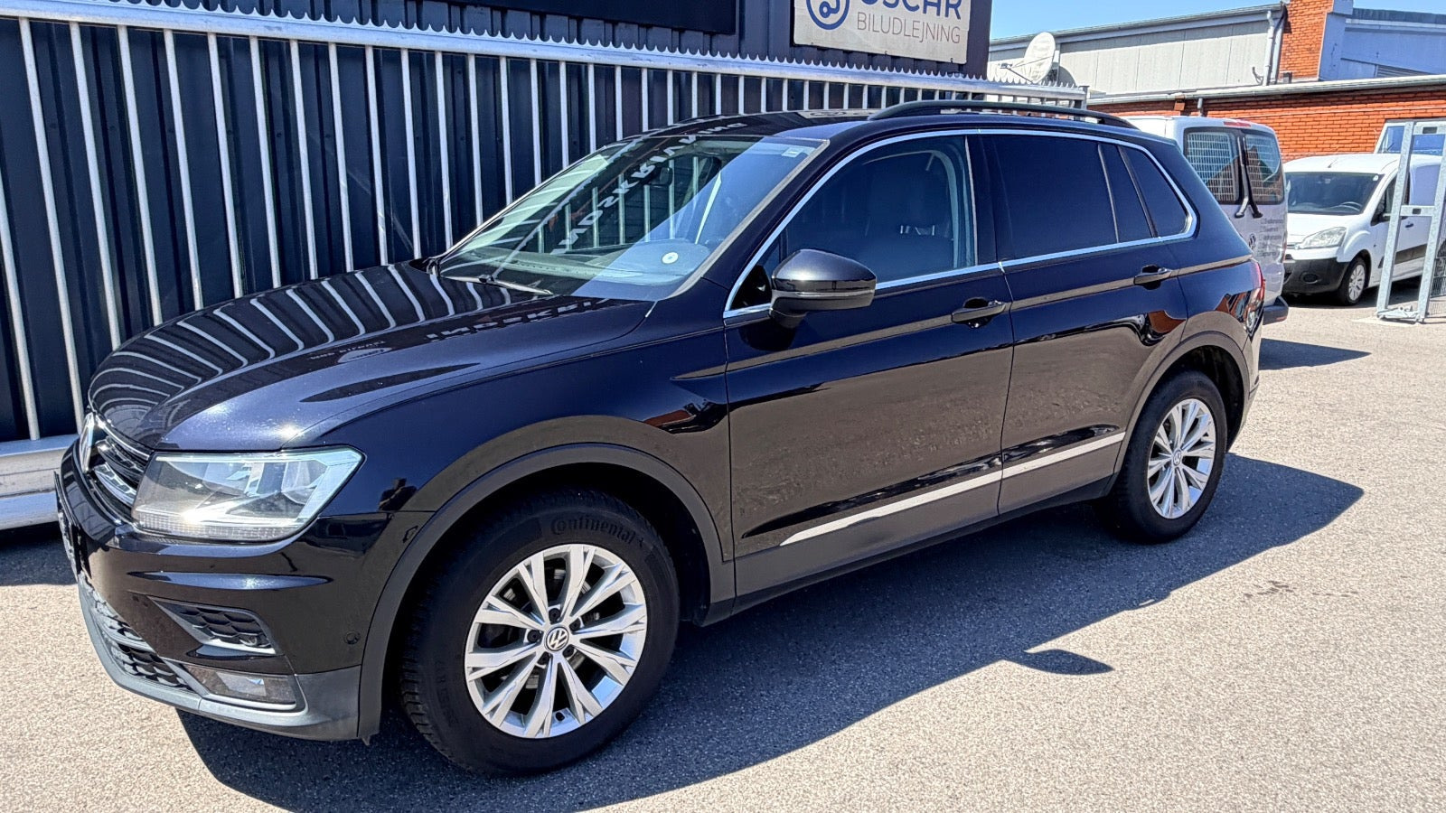 Sort VW Tiguan fra 2018