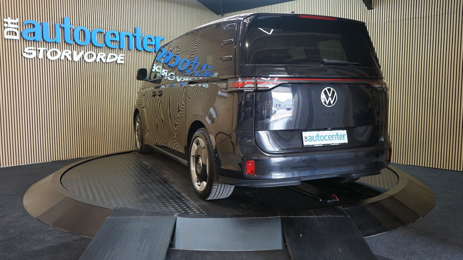 Sort VW ID.Buzz fra 2025