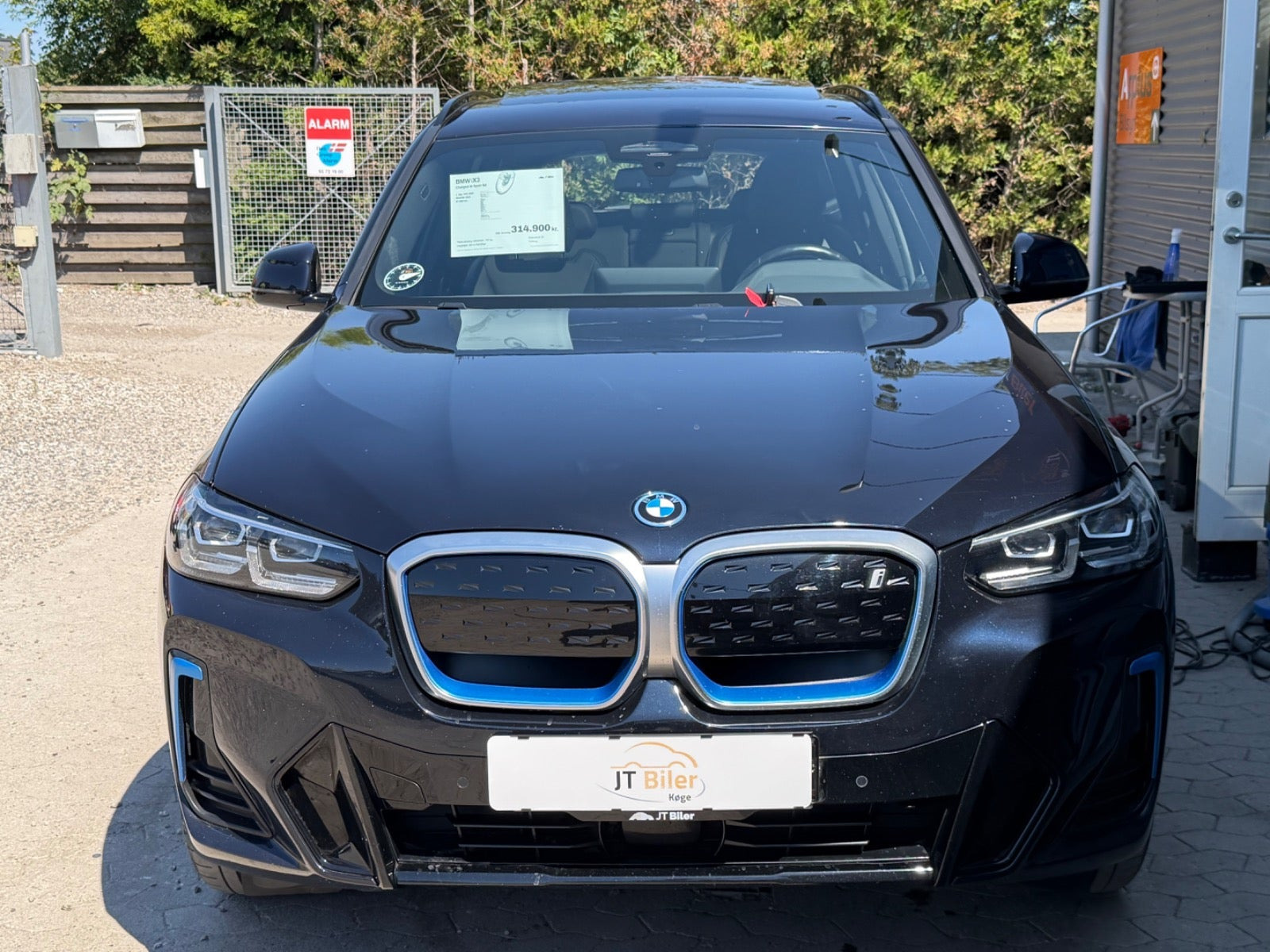 Sort BMW iX3 fra 2022