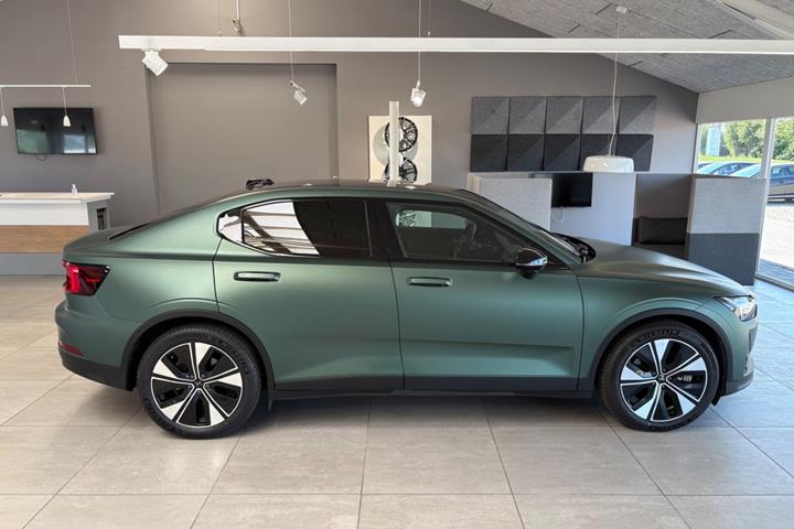 Sort Polestar 2 fra 2022
