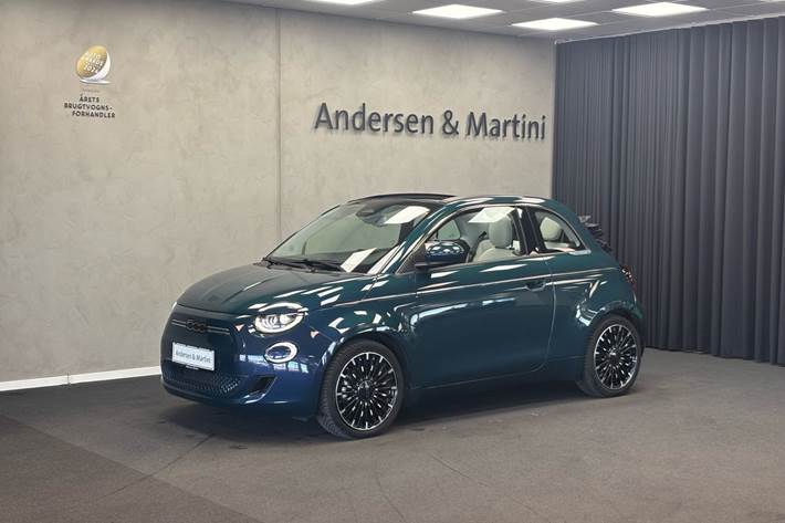 Blå Fiat 500e fra 2023