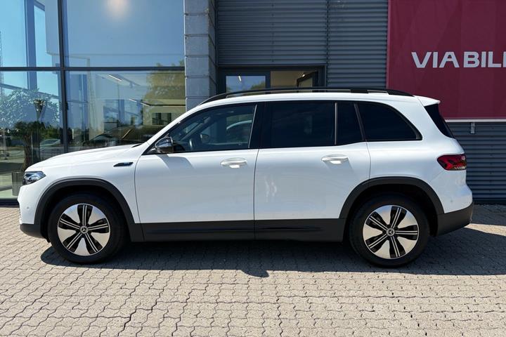 Hvid Mercedes EQB 250 fra 2022
