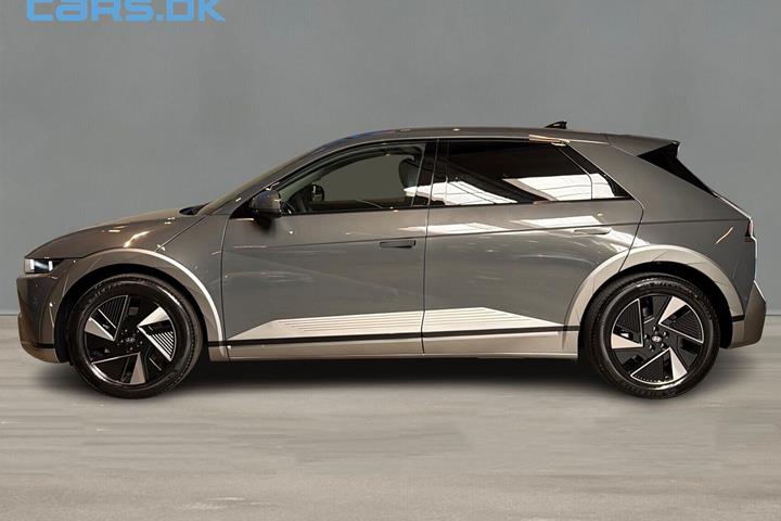 Grå Hyundai Ioniq 5 fra 2026