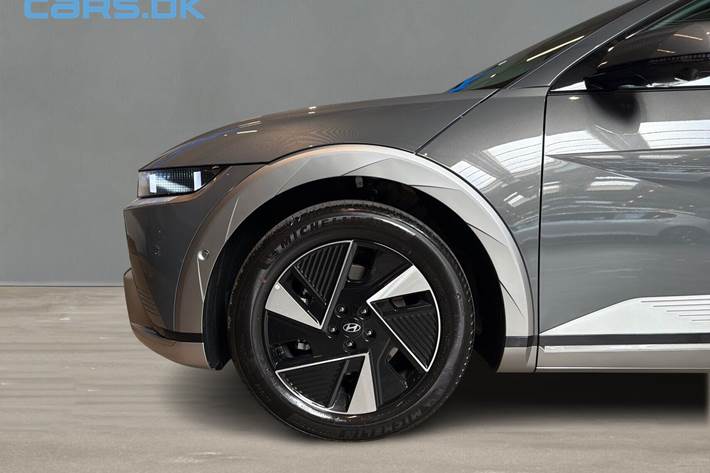 Grå Hyundai Ioniq 5 fra 2026