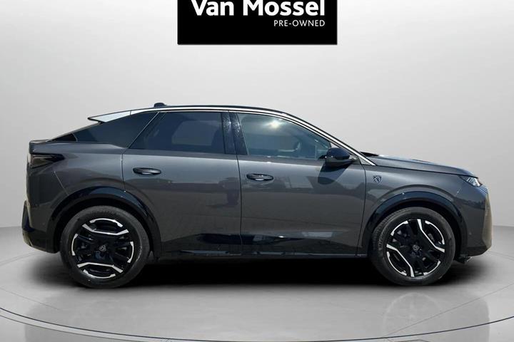Grå Peugeot e-3008 fra 2025