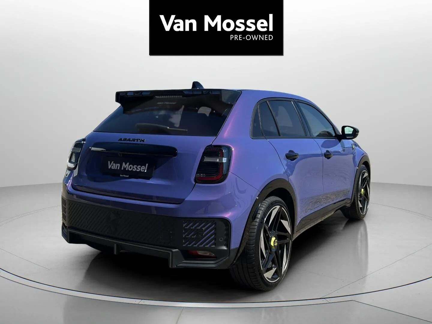 Lilla Abarth 600e fra 2025