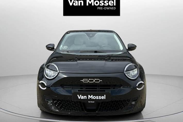 Sort Fiat 600e fra 2025