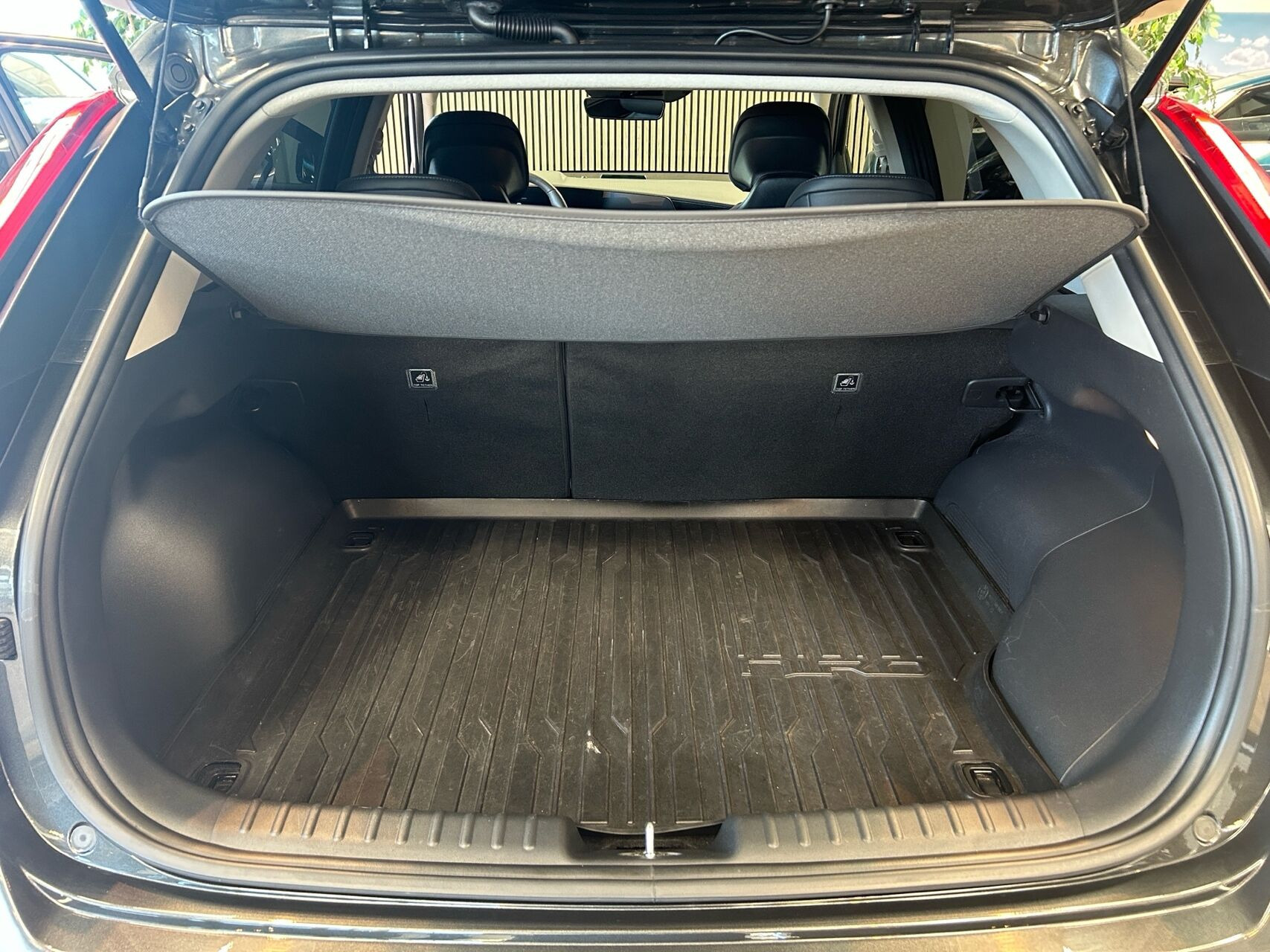 Sort Kia Niro fra 2022