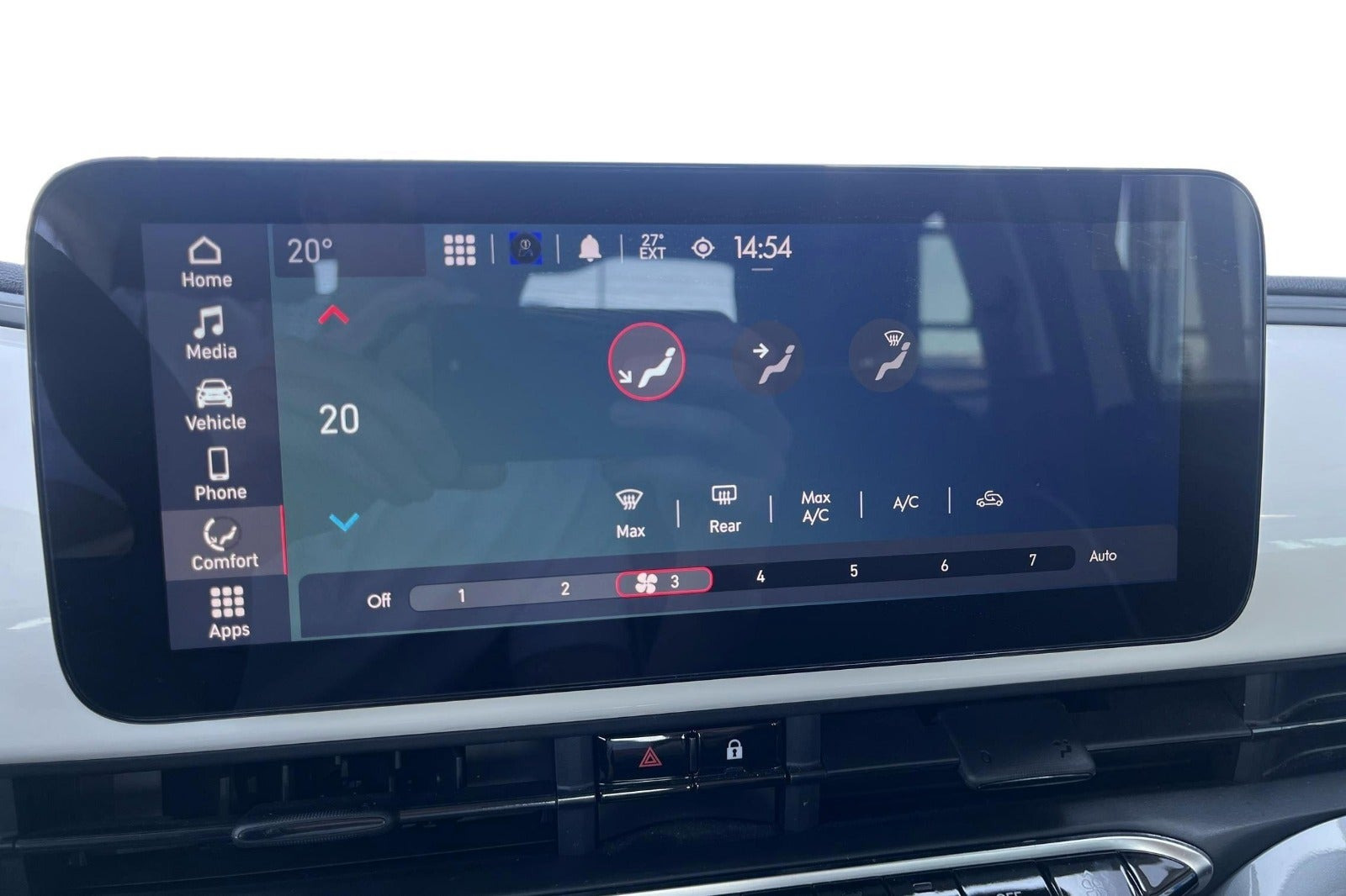 Hvid Fiat 500e fra 2023
