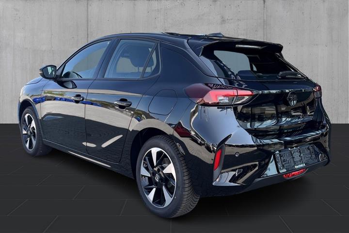 Sort Opel Corsa-e fra 2023