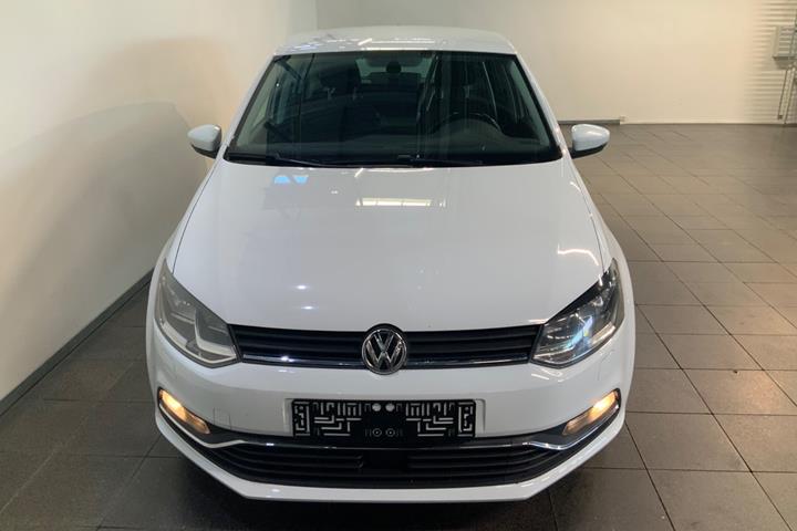 Hvid VW Polo fra 2016