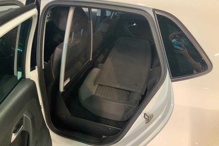 Hvid VW Polo fra 2016