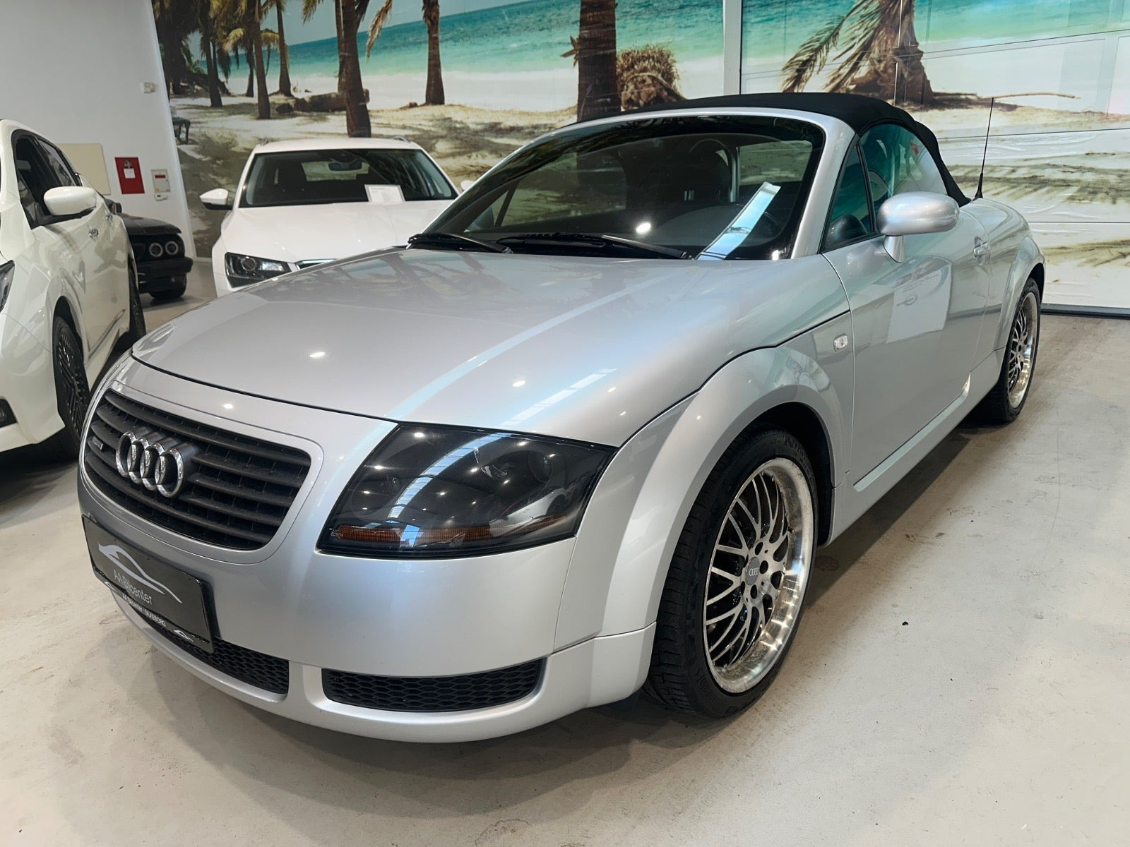 Sølv Audi TT fra 2001
