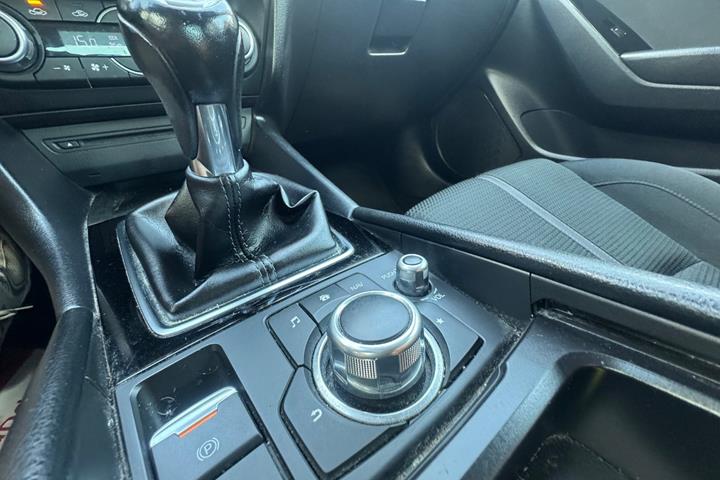 undefined Mazda 3 fra 2017