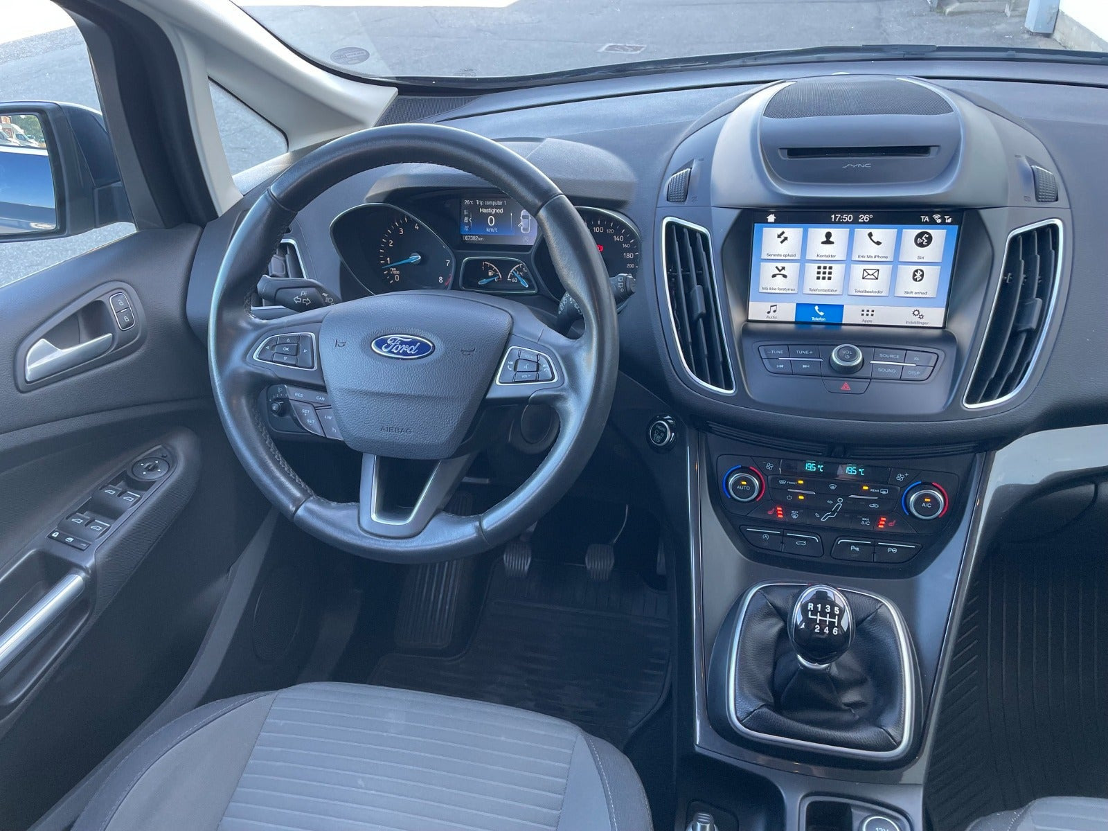 Blå Ford C-MAX fra 2019