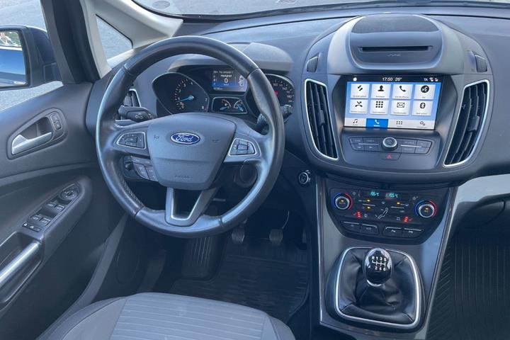 Blå Ford C-MAX fra 2019