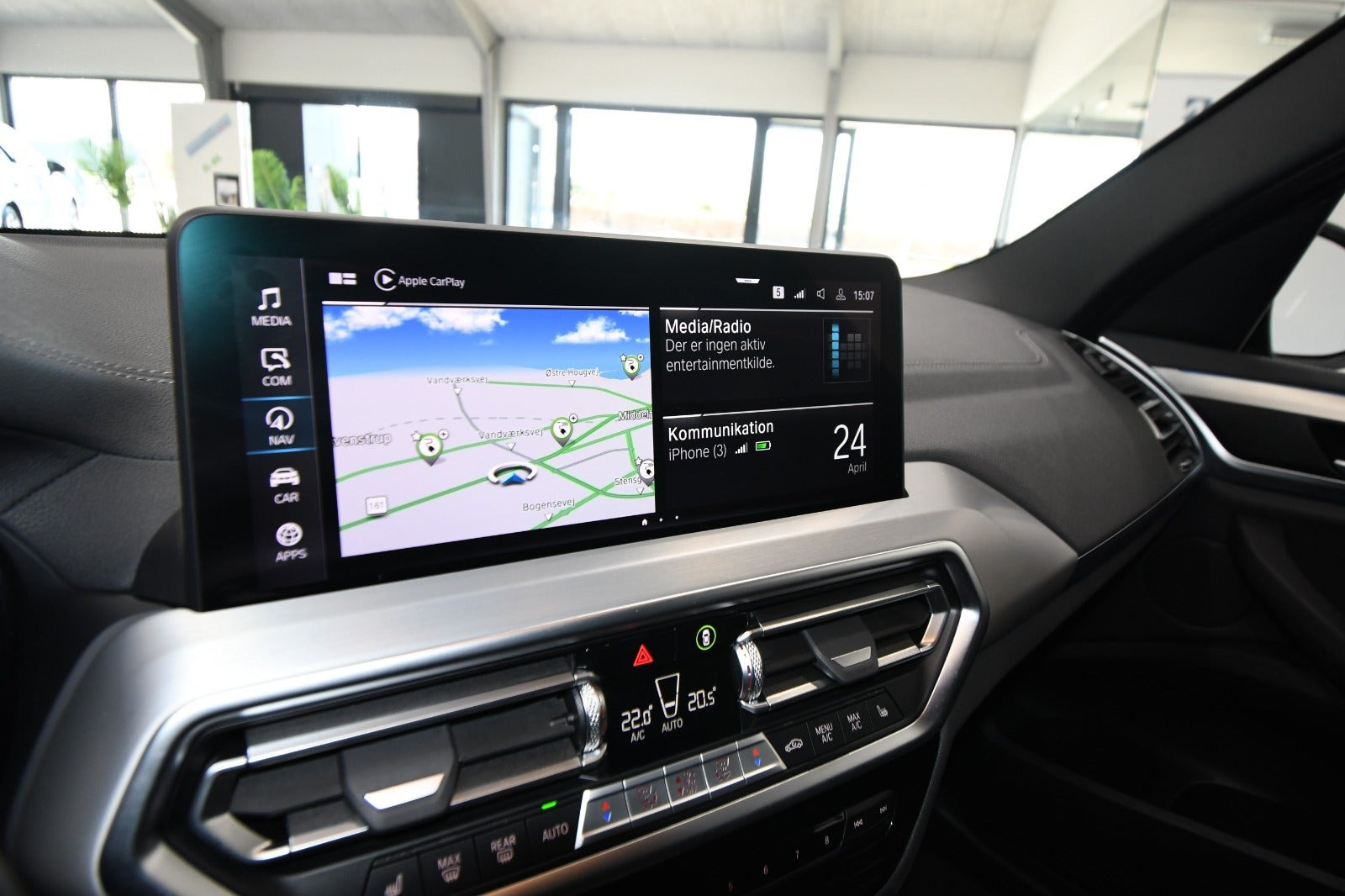 Sort BMW iX3 fra 2025