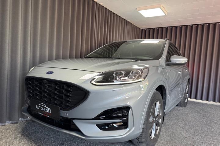 undefined Ford Kuga fra 2023 set udefra