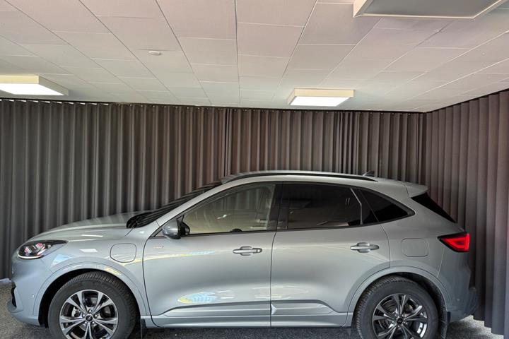 undefined Ford Kuga fra 2023