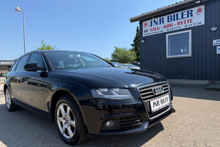 undefined Audi A4 fra 2010 set udefra