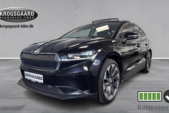 Sort Skoda Enyaq fra 2022 set udefra