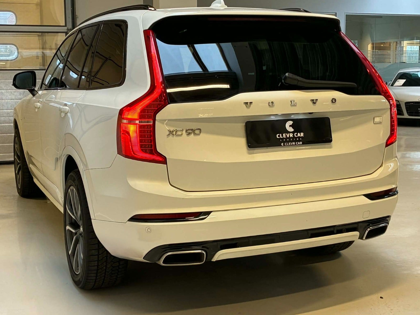 Hvid Volvo XC90 fra 2020