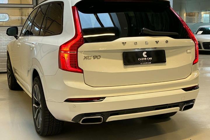 Hvid Volvo XC90 fra 2020