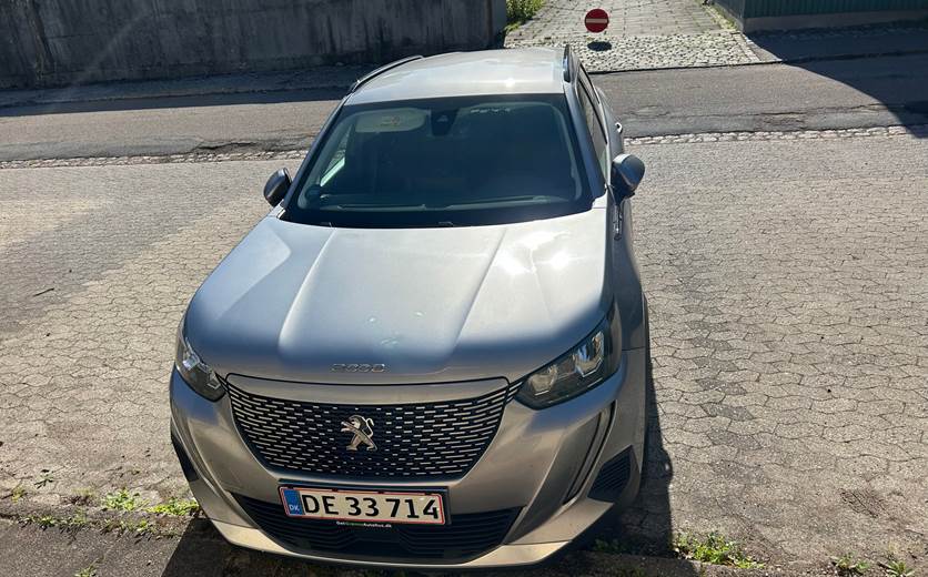 Peugeot e-2008 50 Allure Limited