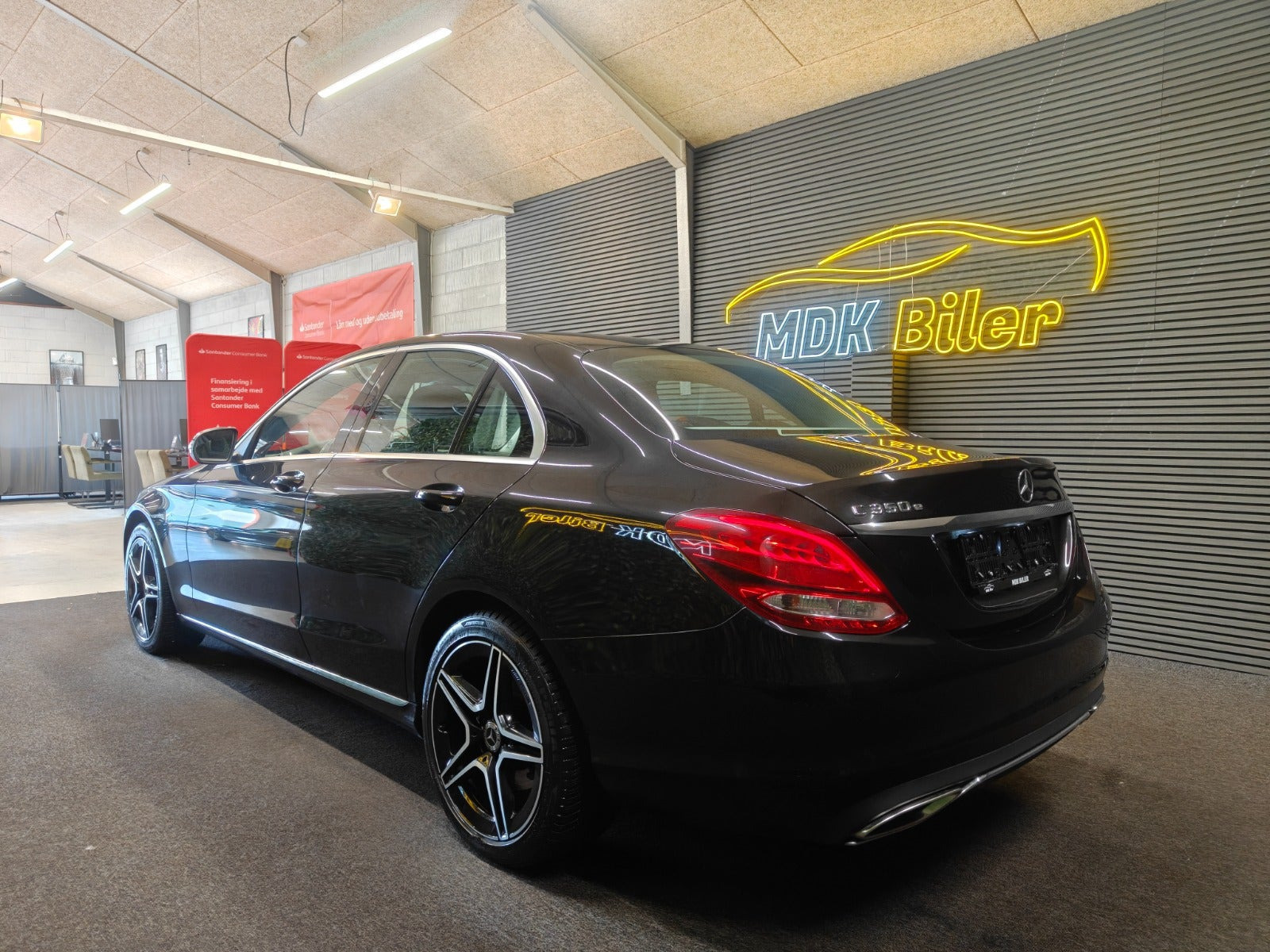 undefined Mercedes C350 e fra 2016 set udefra