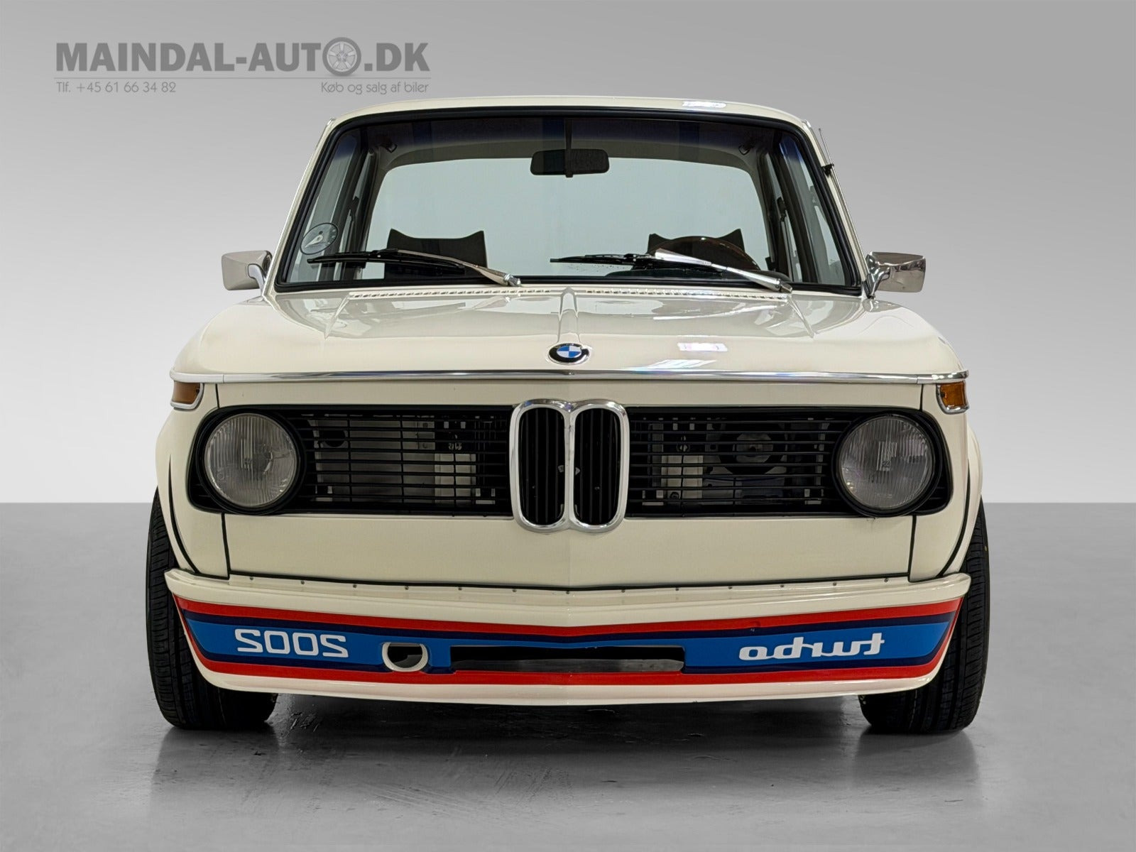 undefined BMW 2002 fra 1973 set udefra
