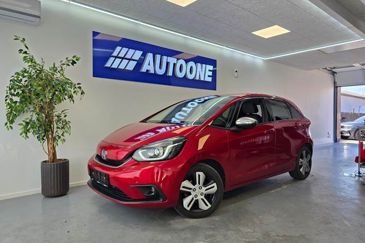 Rød Honda Jazz fra 2021