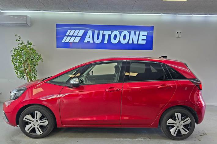 Rød Honda Jazz fra 2021