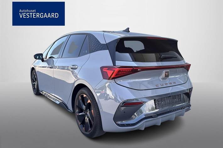 Grå Cupra Born fra 2024