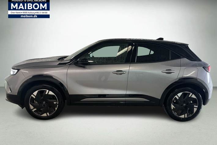 Grå Opel Mokka-e fra 2025