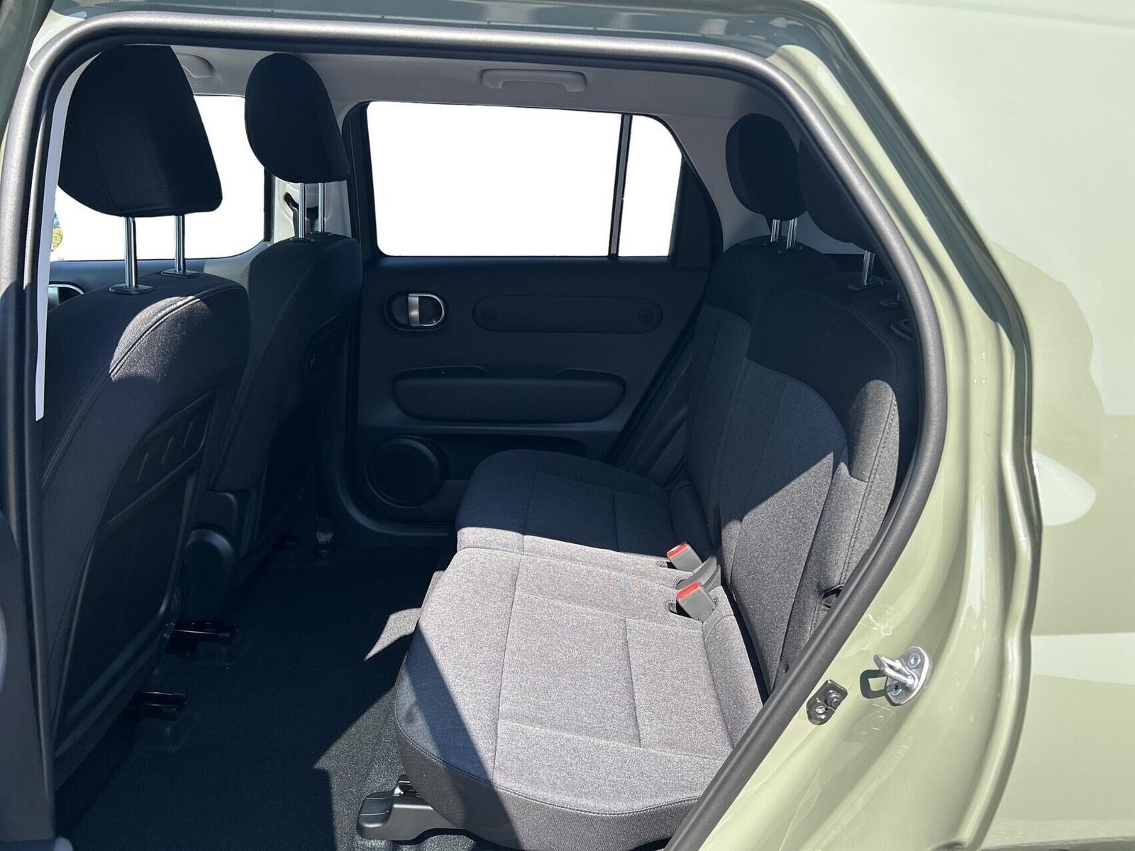 Sort Hyundai Inster fra 2026