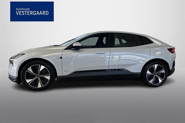 Hvid Polestar 4 fra 2026