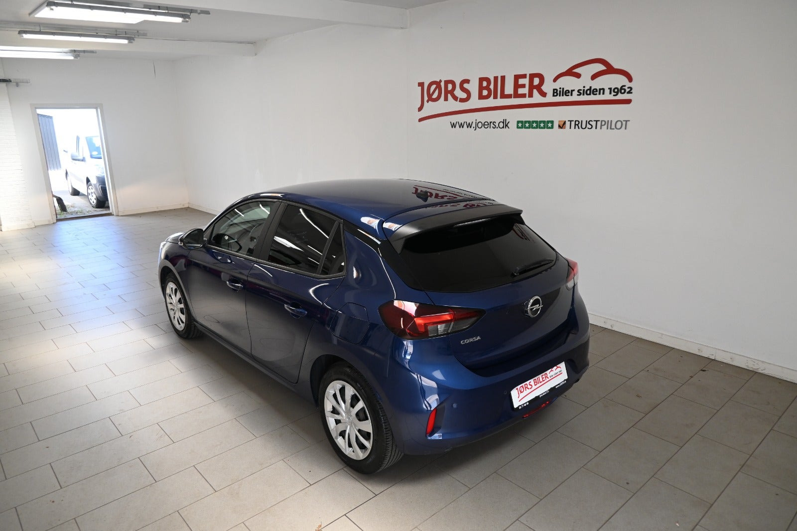 Blå Opel Corsa fra 2020