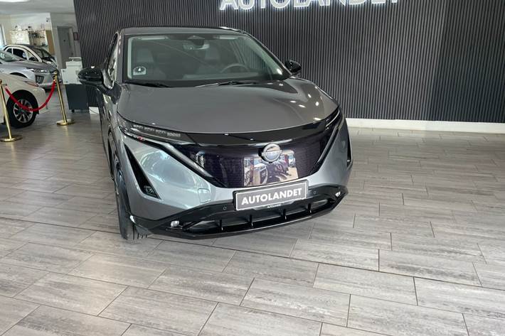 Grå Nissan Ariya fra 2026