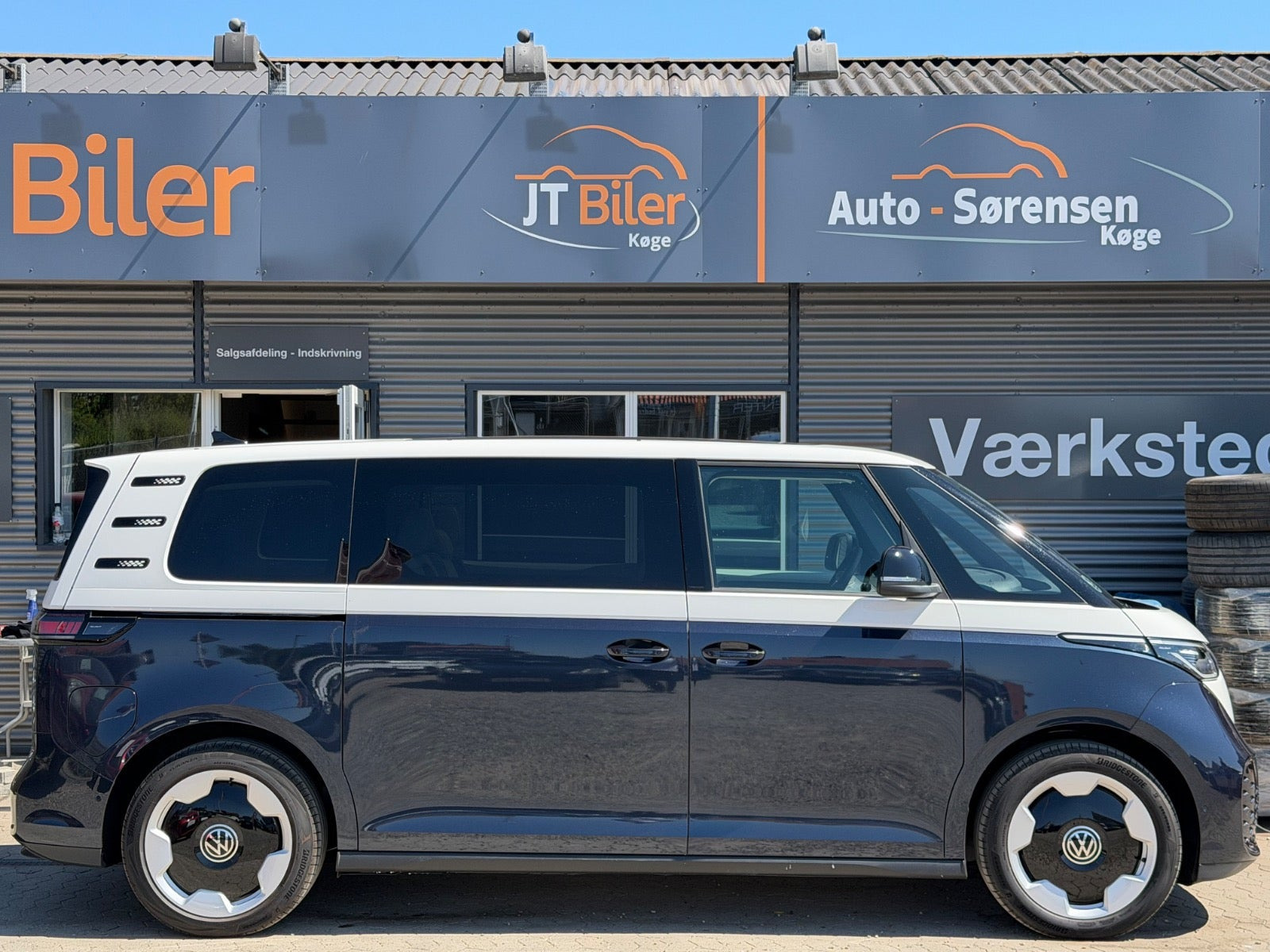 Blå VW ID.Buzz fra 2026