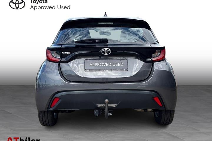Sort Toyota Yaris fra 2021