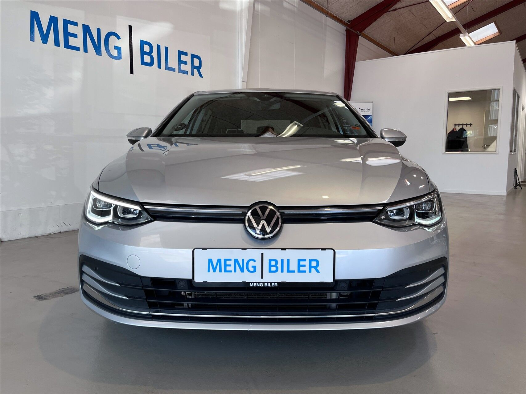 Sølv VW Golf fra 2020