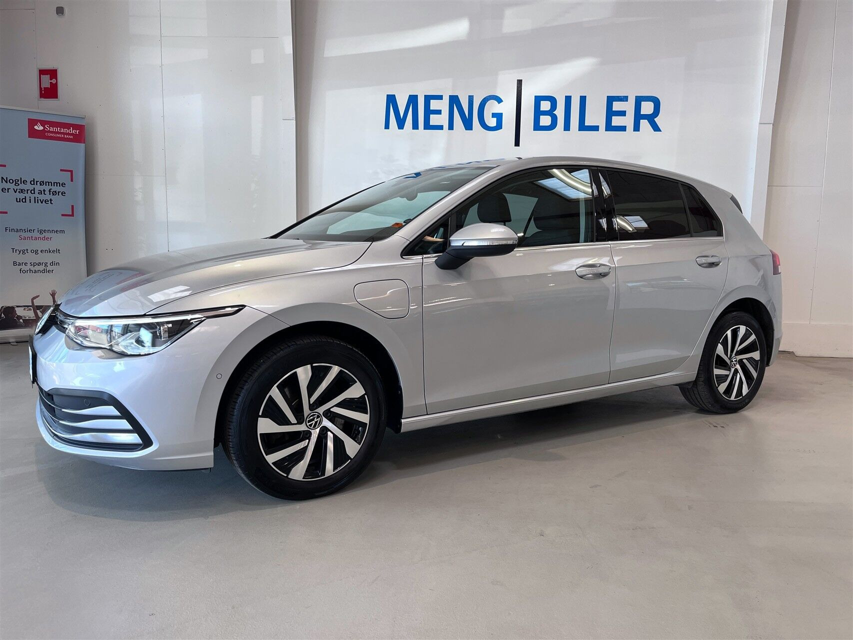Sølv VW Golf fra 2020