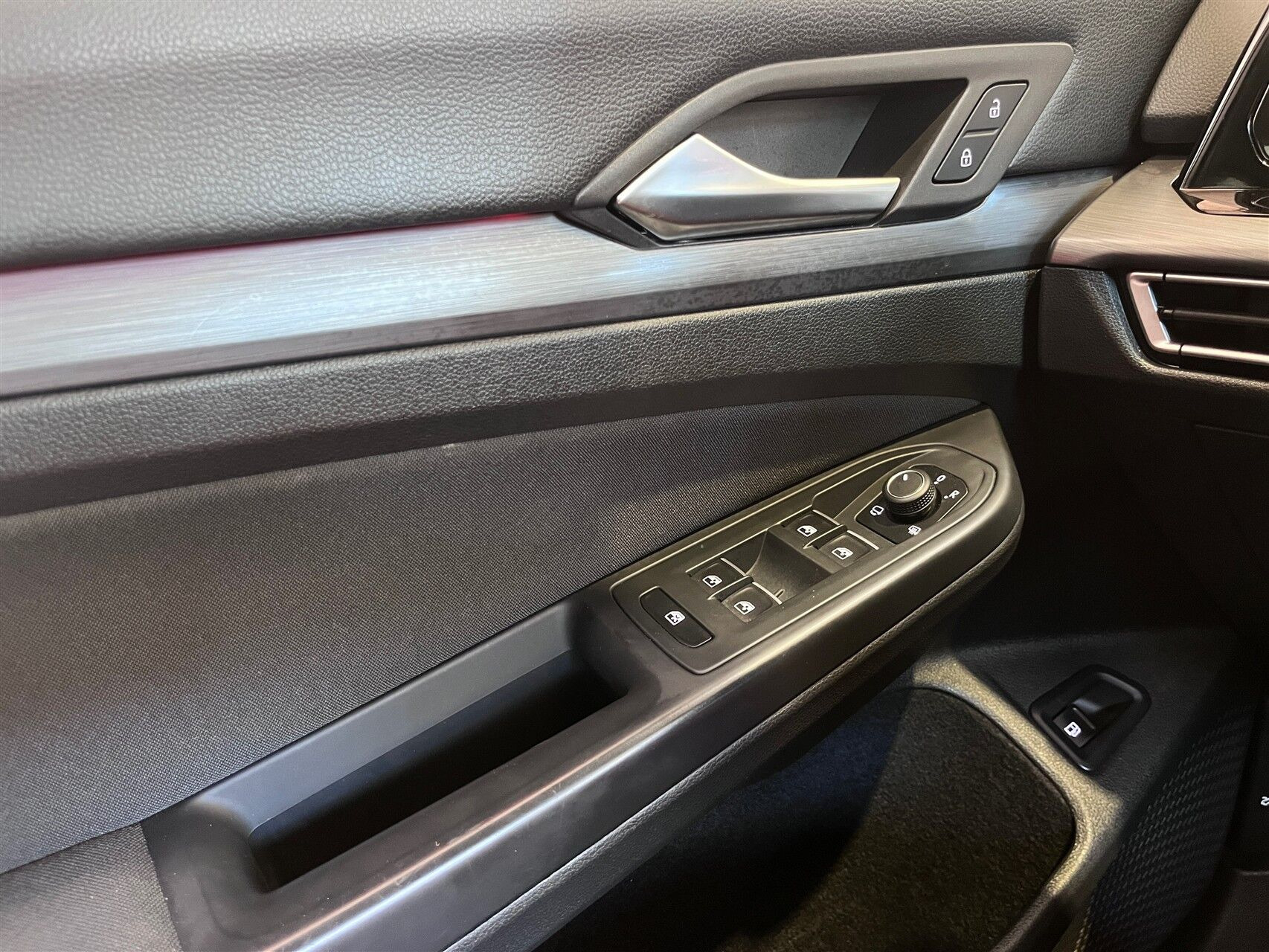 Sølv VW Golf fra 2020