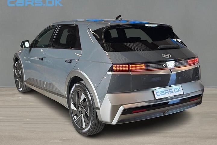 Grå Hyundai Ioniq 5 fra 2026