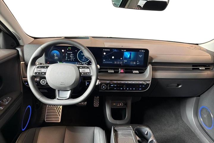 Grå Hyundai Ioniq 5 fra 2026