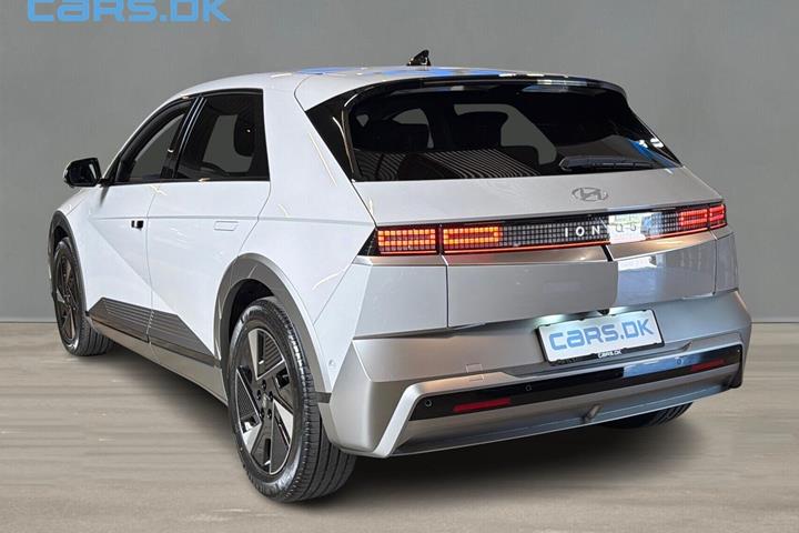 Grå Hyundai Ioniq 5 fra 2026